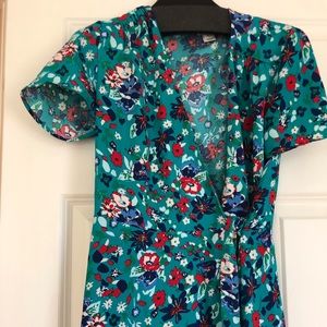 Beautiful teal colored dress worn once.